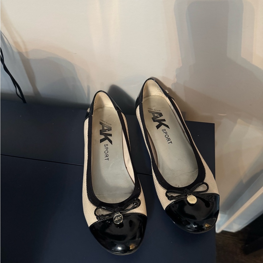 Anne Klein flats
